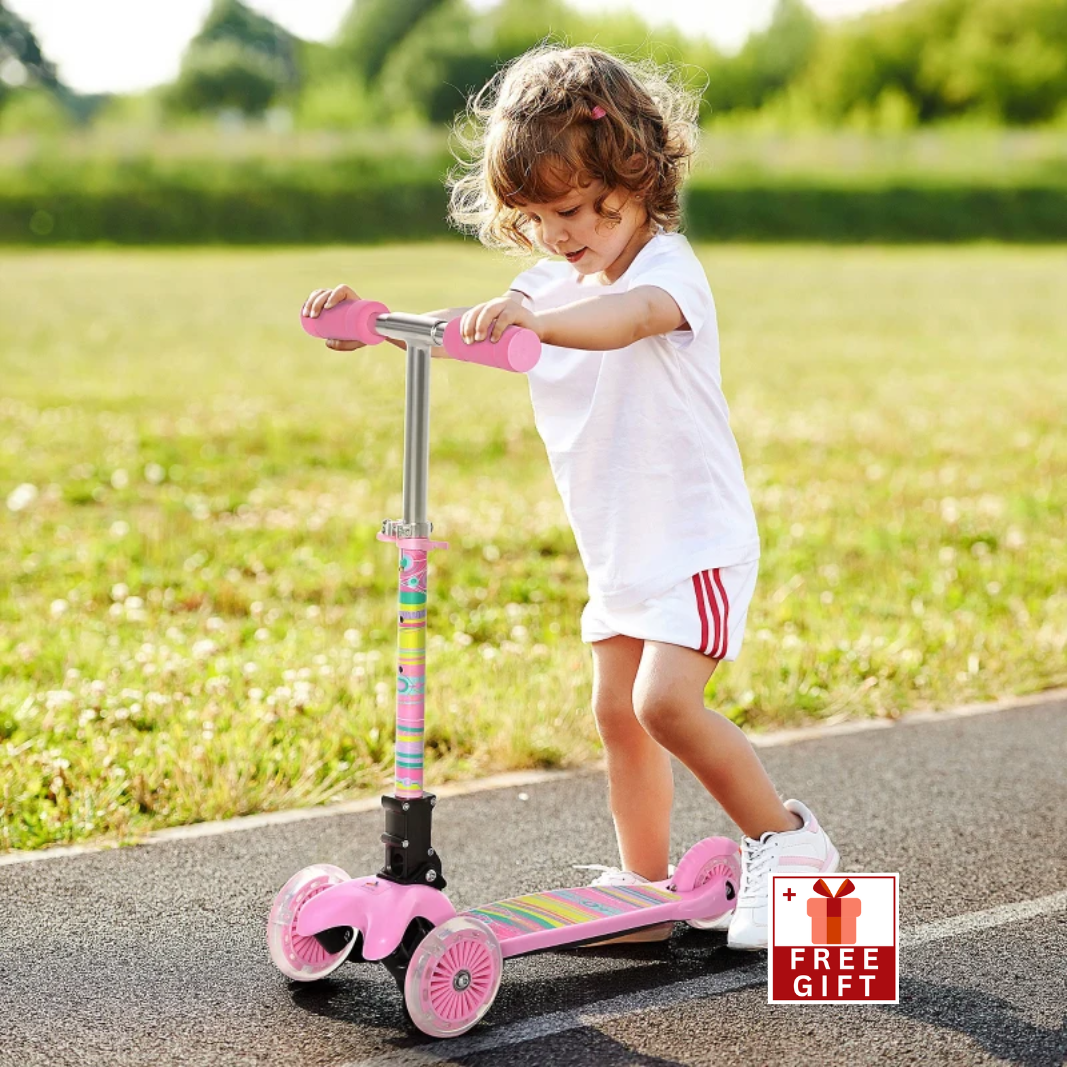Kick Scooter for Kids, Foldable Children's Scooter Ride-on Toy with 3 Wheels, Adjustable Height, and Flashing LED for Boys and Girls