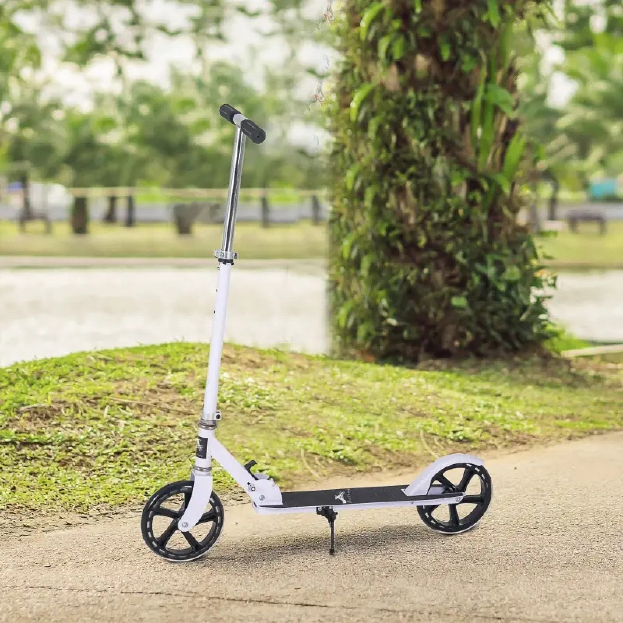 Ride-on kick scooter