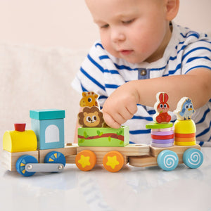 Wooden Stackable Train Set with Colorful Animal Blocks and Retractable Locomotive