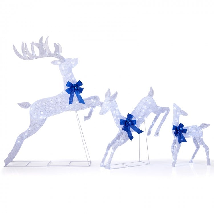 glowing-reindeer-family-outdoor-christmas-display
