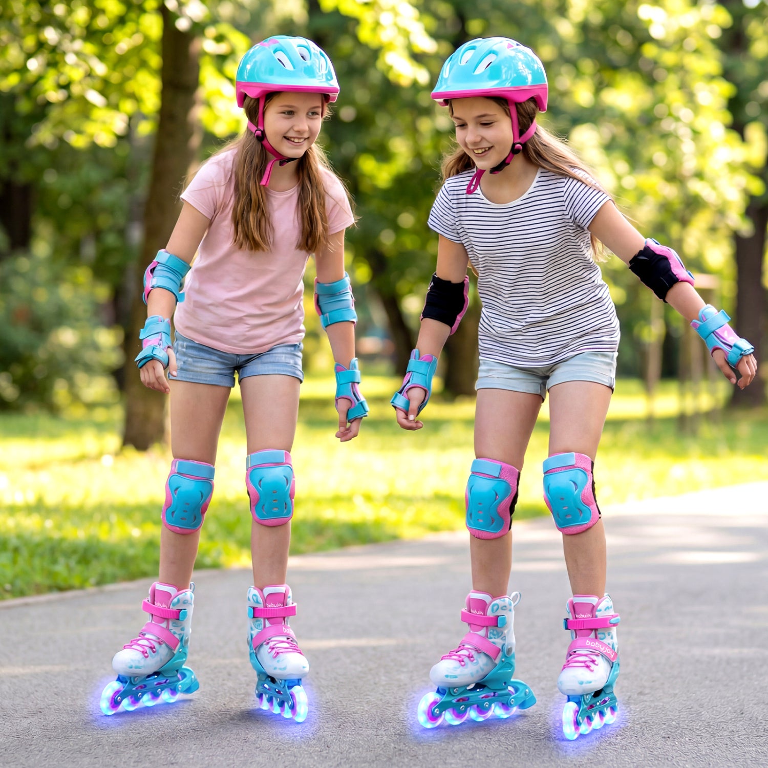 Inline skates suitable for indoor skating practice