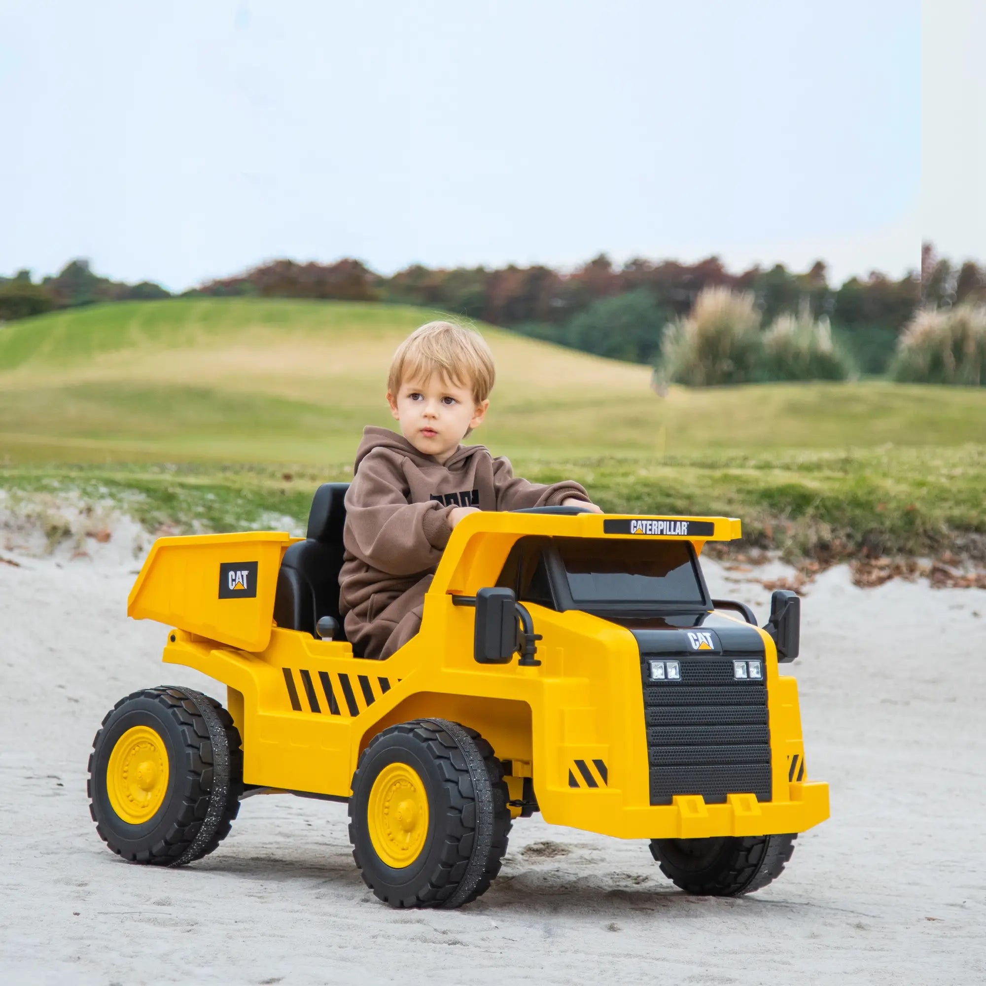 Size and dimensions chart of 12V kids ride-on excavator
