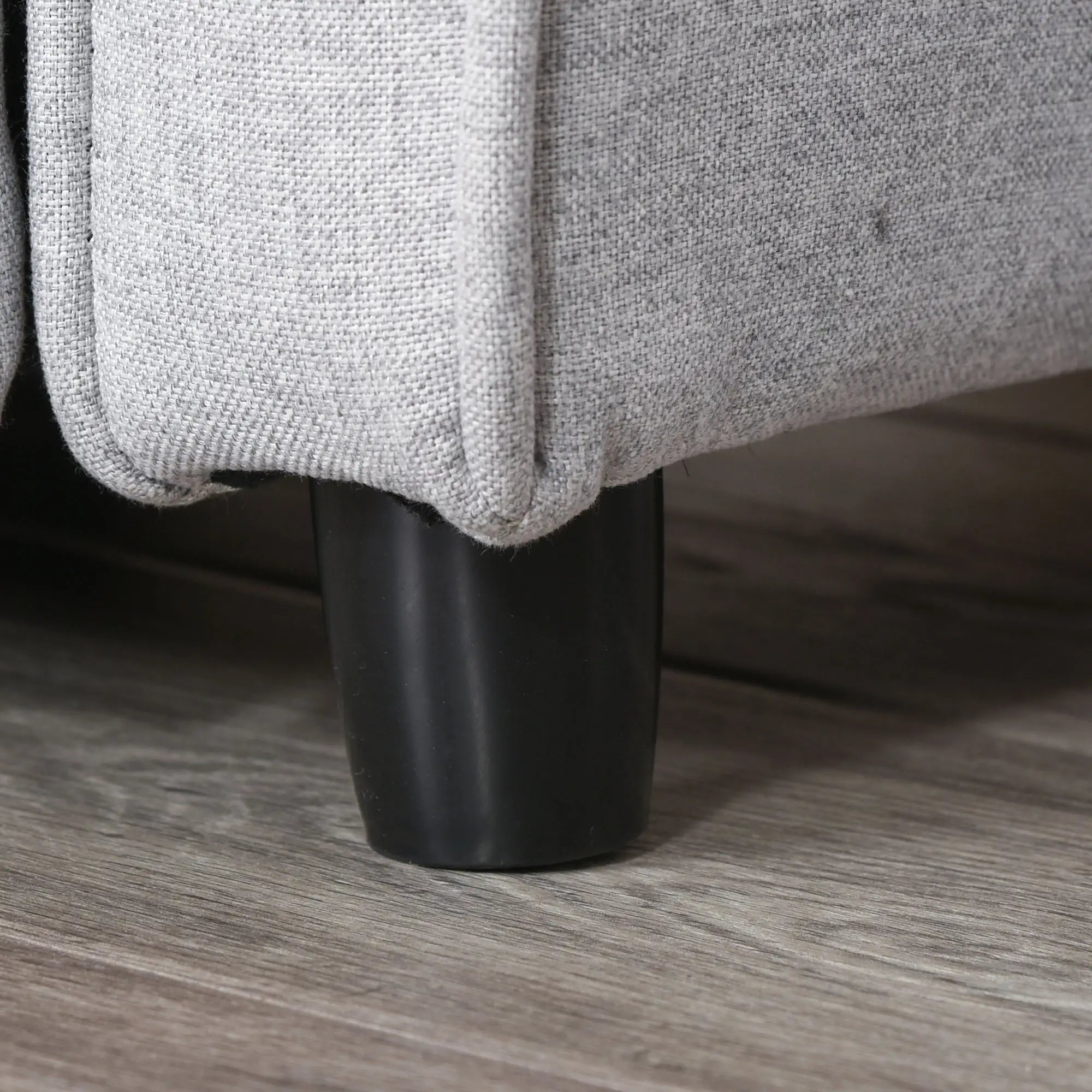 Kids sofa with extendable footrest